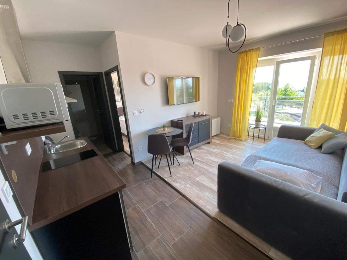 Balkon Apartmanhaz Panzio Balatonfüred Eksteriør billede
