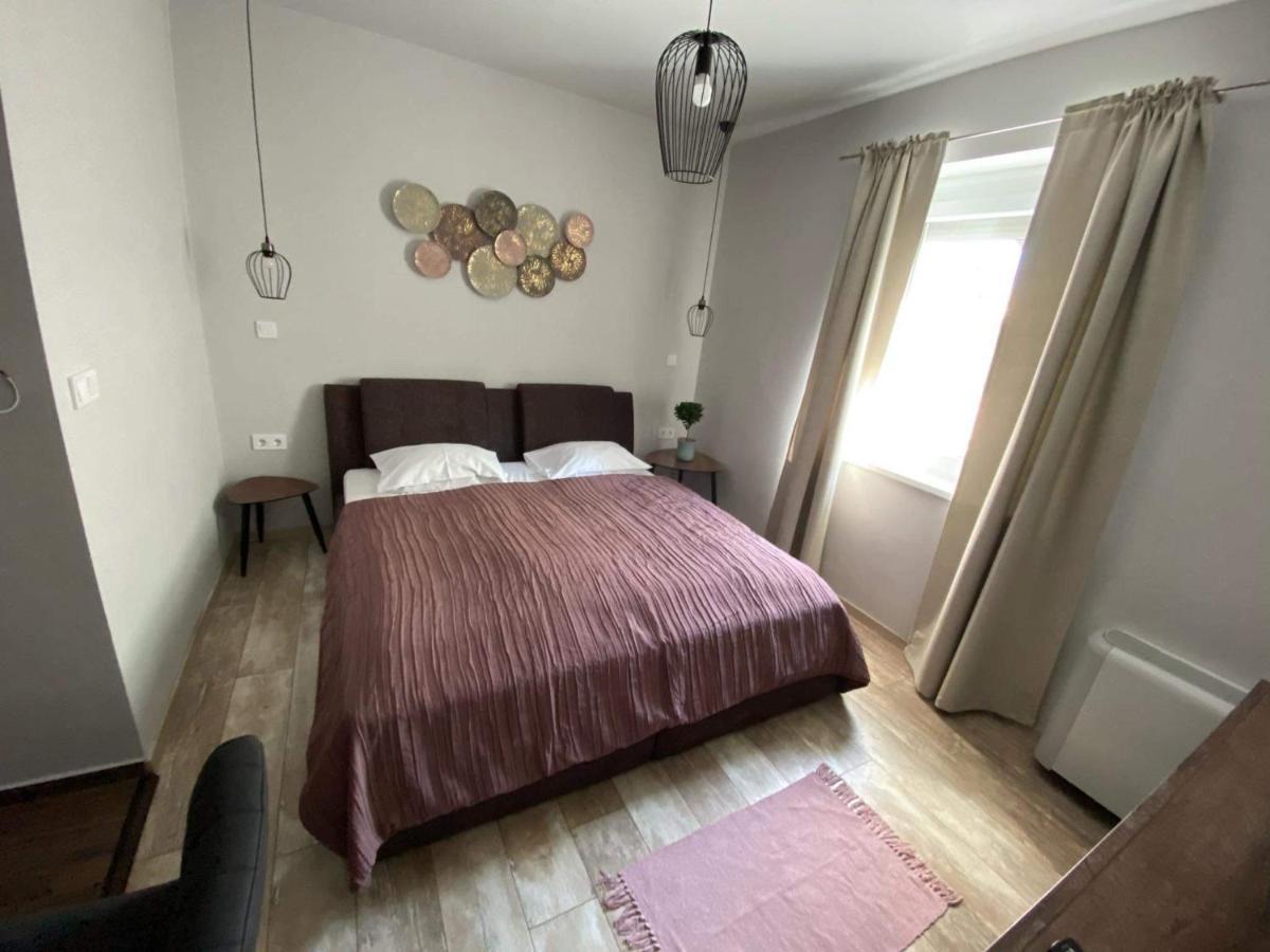 Balkon Apartmanhaz Panzio Balatonfüred Eksteriør billede