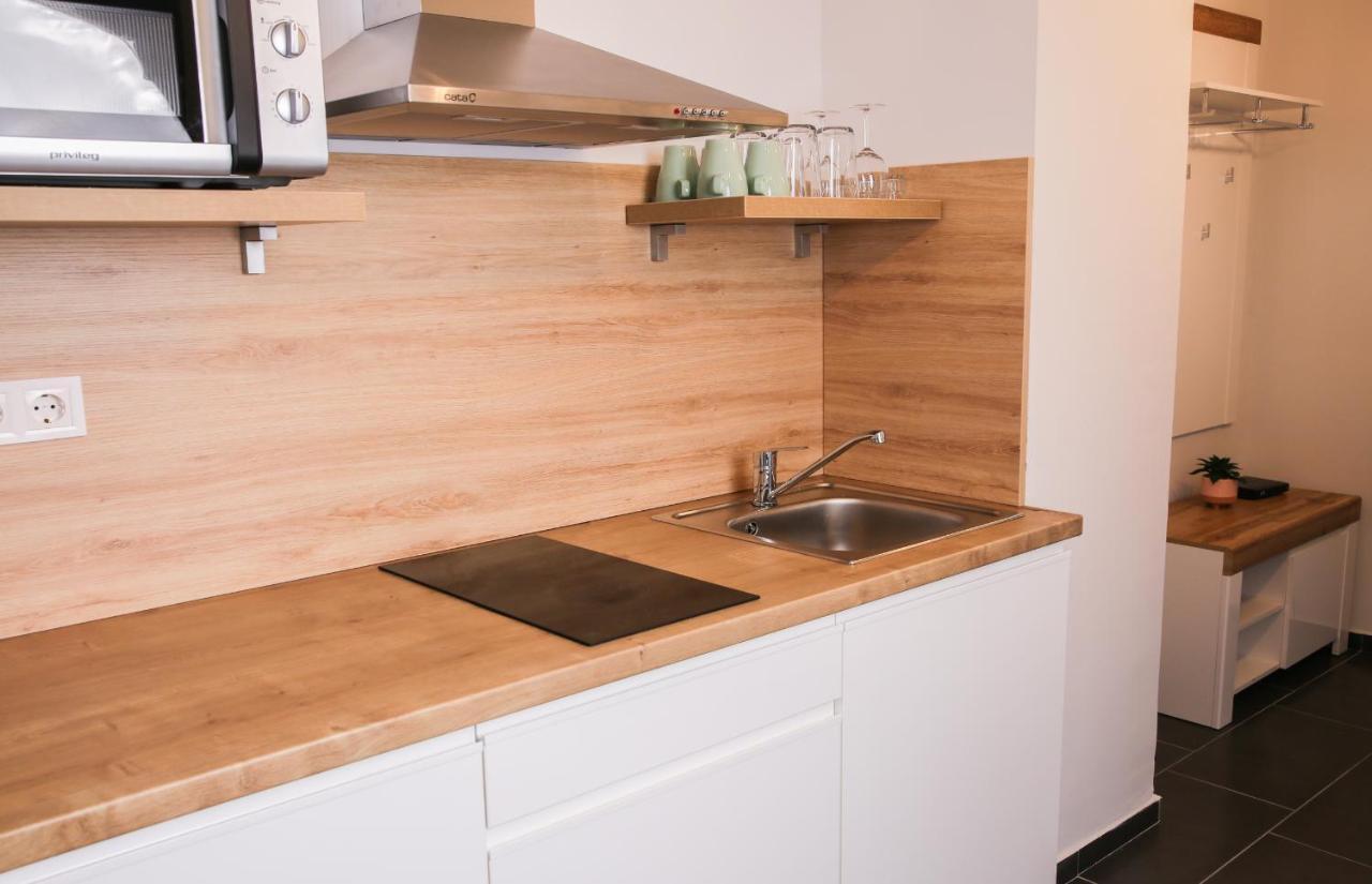 Balkon Apartmanhaz Panzio Balatonfüred Eksteriør billede