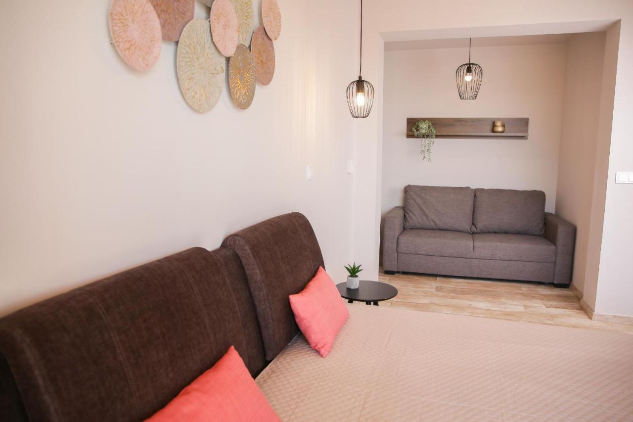 Balkon Apartmanhaz Panzio Balatonfüred Eksteriør billede