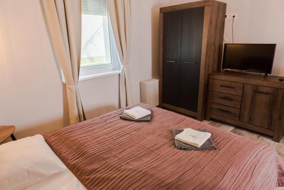 Balkon Apartmanhaz Panzio Balatonfüred Eksteriør billede