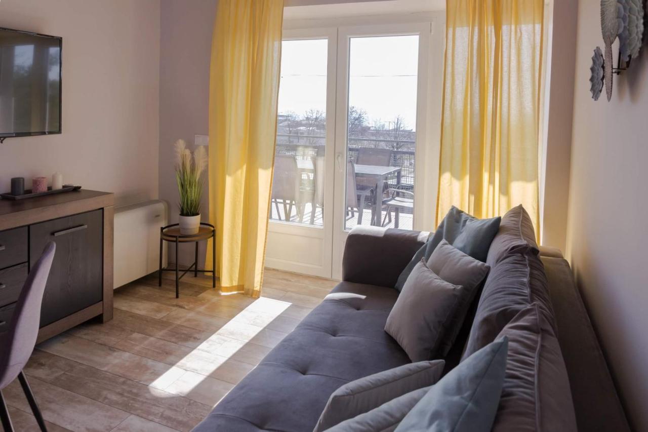 Balkon Apartmanhaz Panzio Balatonfüred Eksteriør billede