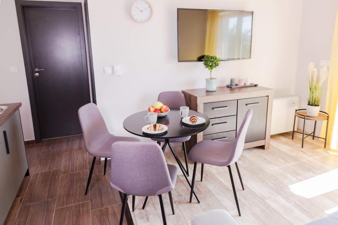 Balkon Apartmanhaz Panzio Balatonfüred Eksteriør billede