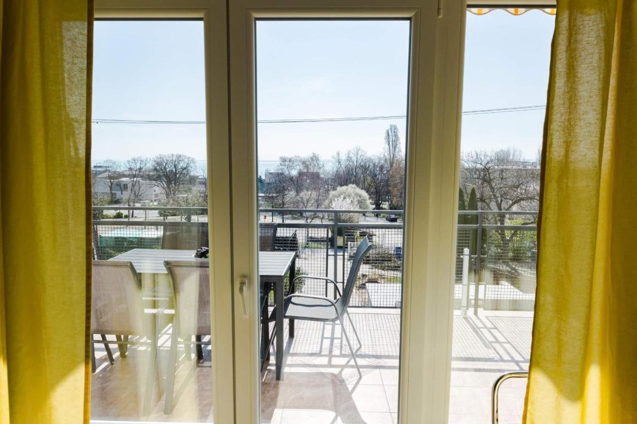 Balkon Apartmanhaz Panzio Balatonfüred Eksteriør billede