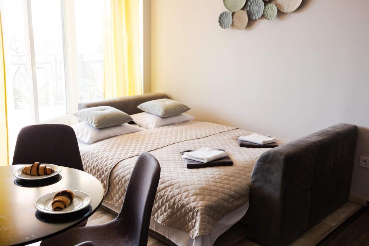 Balkon Apartmanhaz Panzio Balatonfüred Eksteriør billede