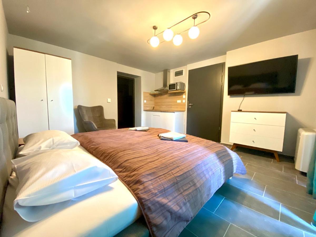 Balkon Apartmanhaz Panzio Balatonfüred Eksteriør billede